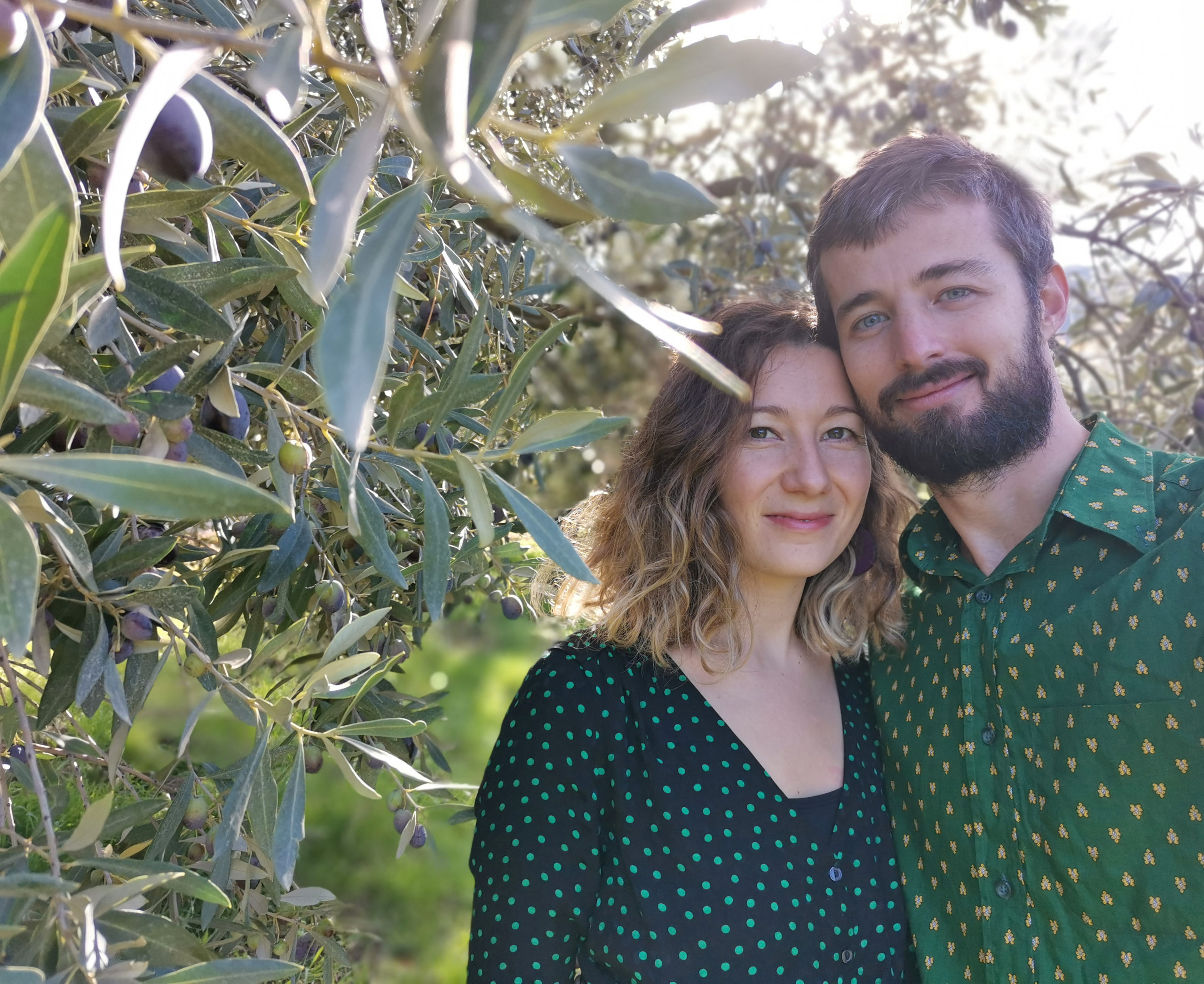 Emilie et Vincent dans les oliviers