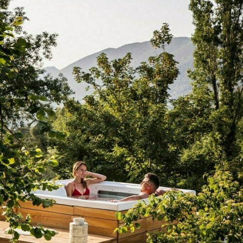 Nuit insolite avec jacuzzi proche du Vaucluse